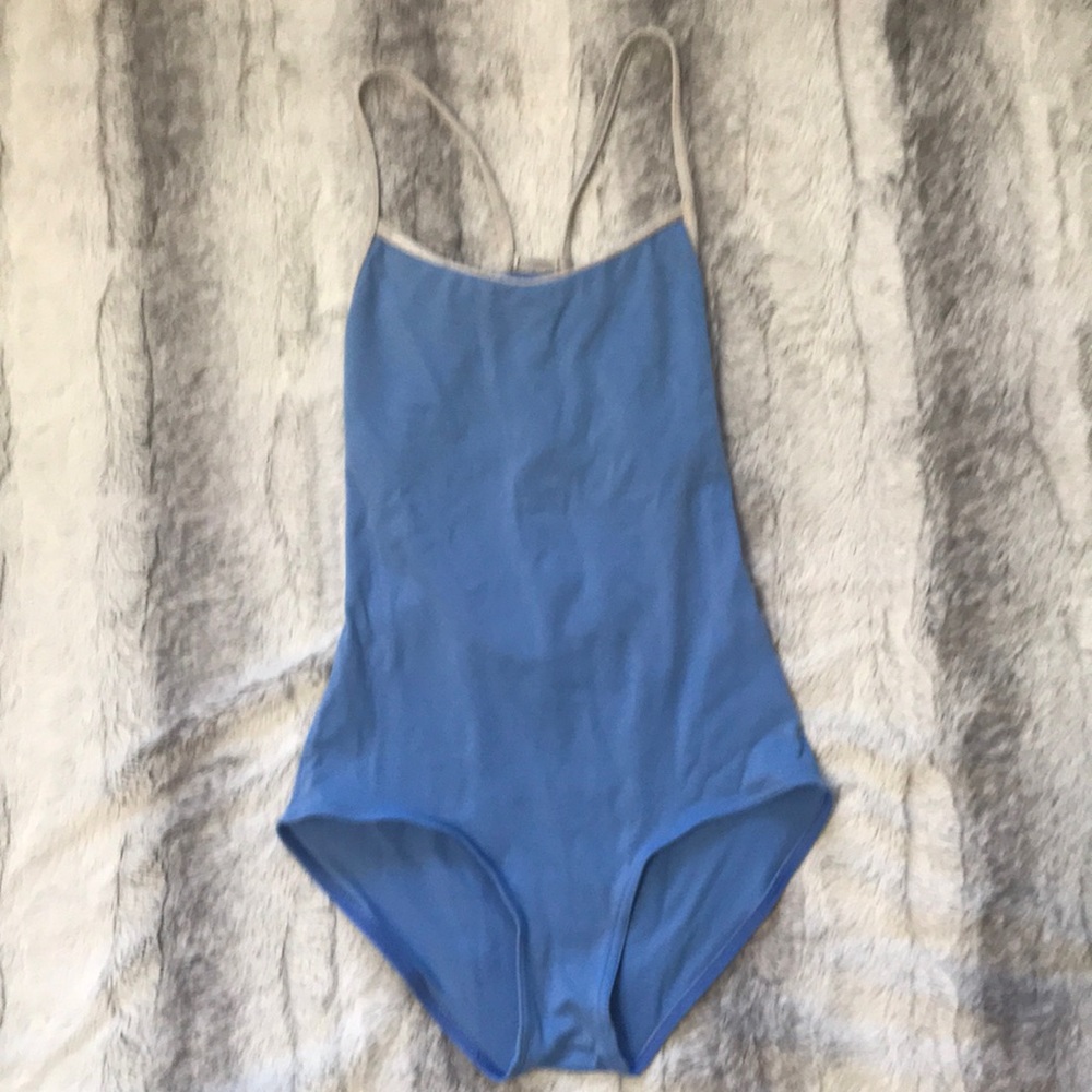 Yumiko size medium techni base fabric in light blue with silver velvet straps.